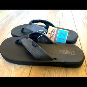 Flojos NWT Men’s Grey/ Black Flip Flops 12